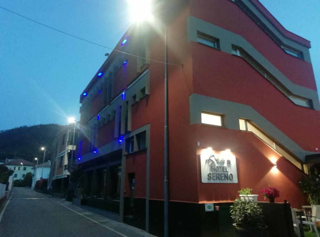 Hotel Sereno Сестри Леванте Екстериор снимка