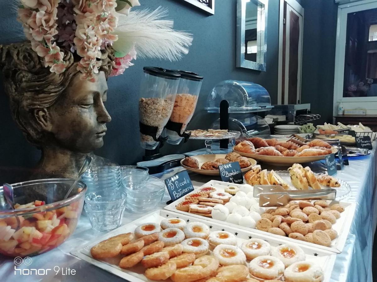 Hotel Sereno Сестри Леванте Екстериор снимка